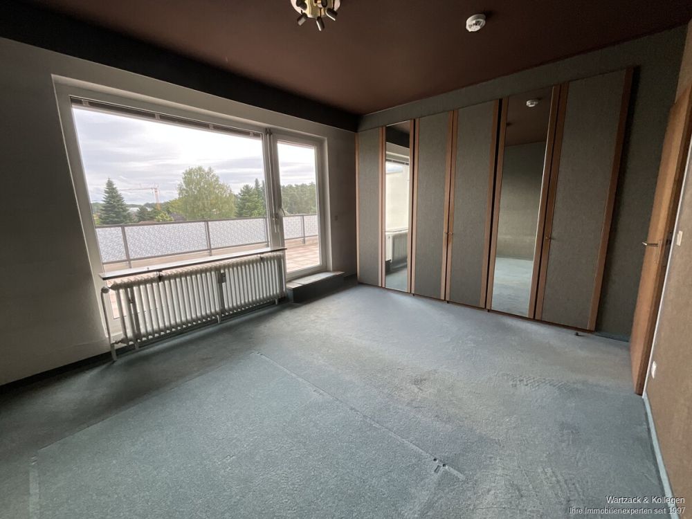 4-Zimmer-Penthouse mit traumhafter Dachterrasse in Wendelstein-Großschwarzenlohe