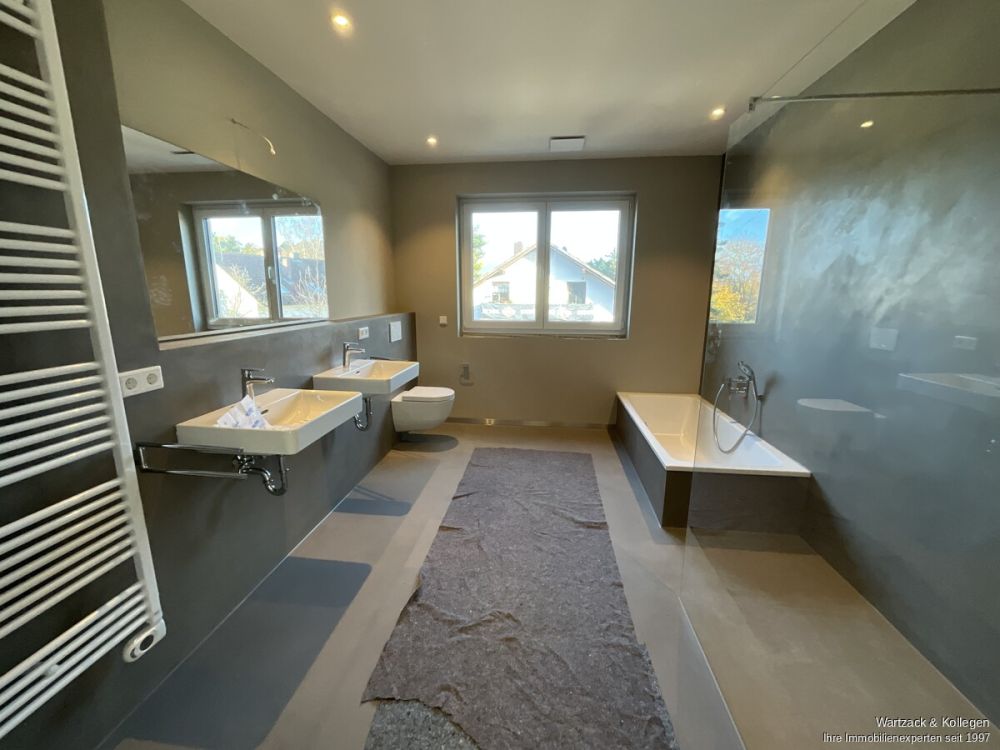 Neubau-Erstbezug: 
Wunderschöne, helle Dachterrassenwohnung 
in Schwabach-Penzendorf