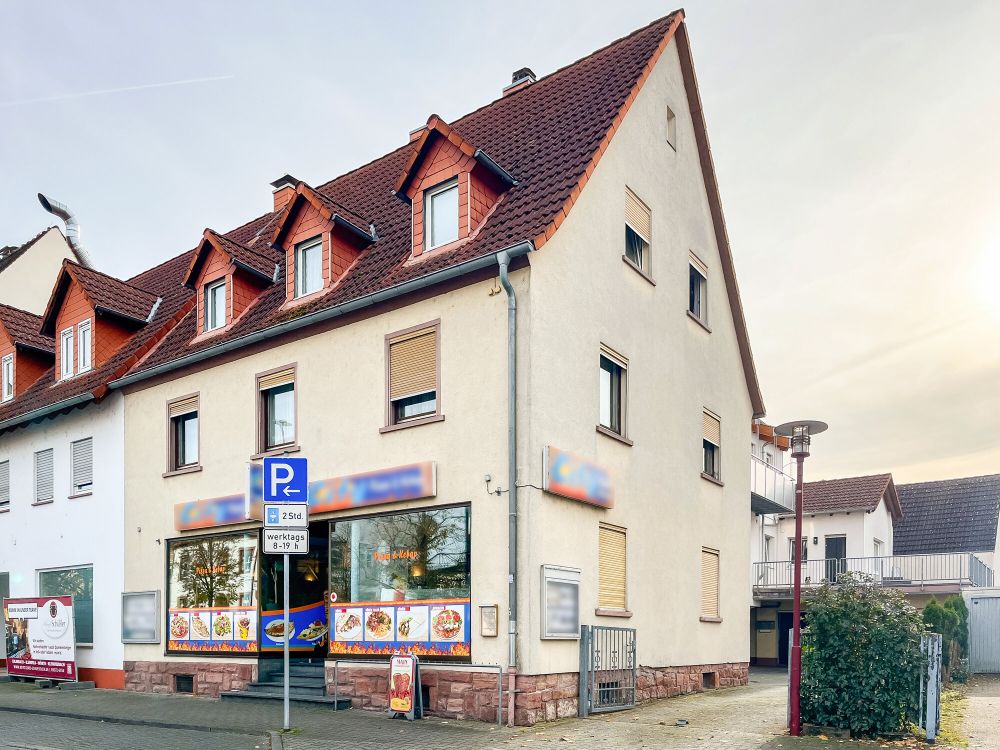 Kapitalanlage mit Entwicklungspotenzial – zwei gepflegte Häuser im Stadtkern von Erlenbach am Main