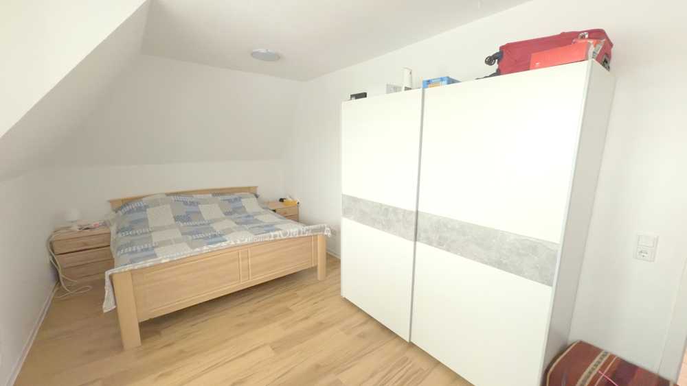 Charmantes MFH in Brake mit 3 Wohneinheiten und großem Garten – solide Kapitalanlage nahe Jadebusen