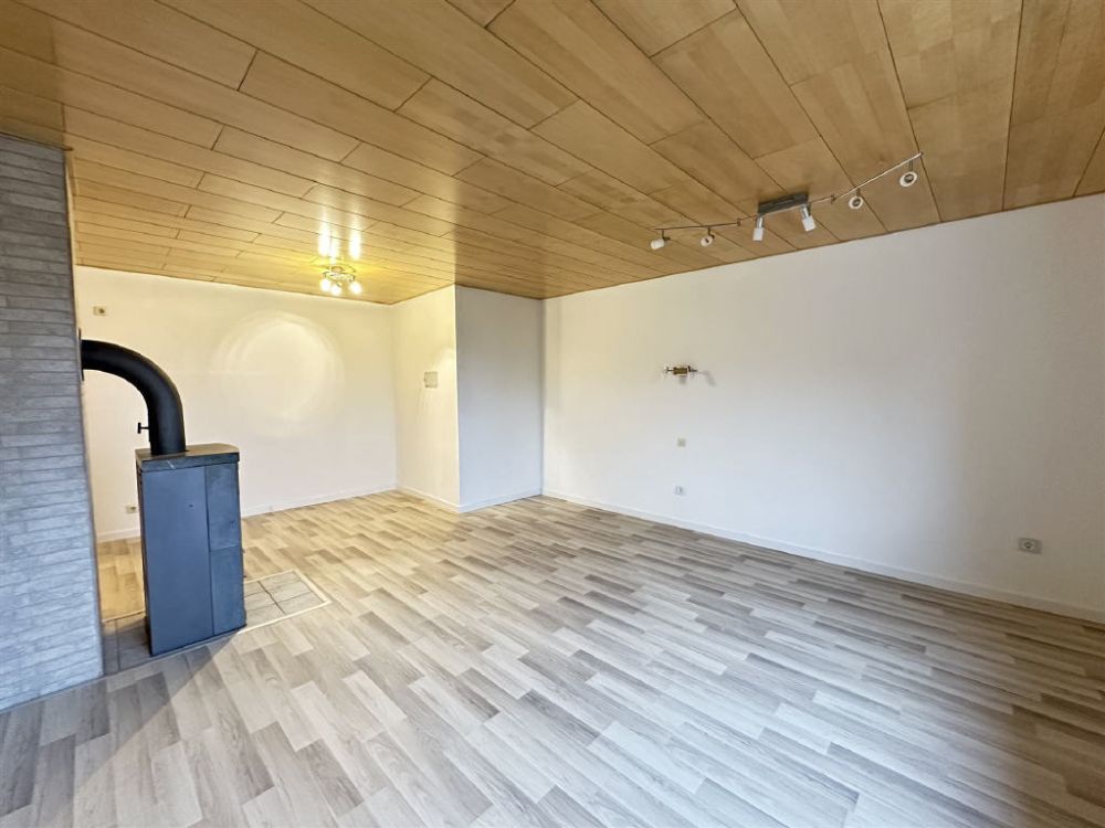 Vollständig Renovierte Doppelhaushälfte in Lingerhahn!