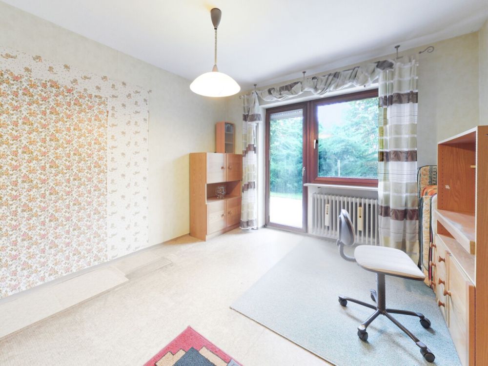 Ideal für die große Familie oder mehrere Generationen - Zweifamilienwohnhaus mit Nebengebäude in Windelsbach (12)