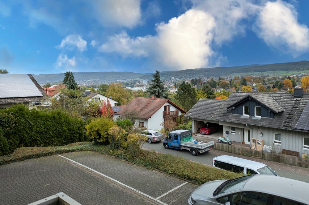 Selbstnutzer  u. Kapitalanleger aufgepasst: schöne, helle 2-Zimmer-ETW mit tollem Blick über Erbach!