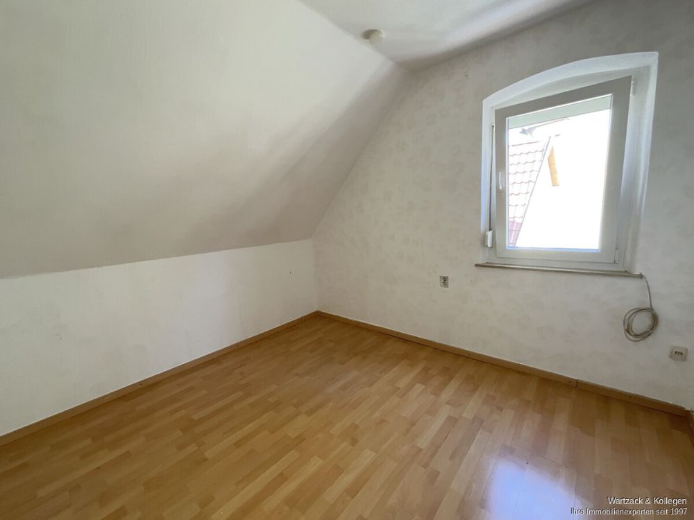 gemütliche 
4,5-Zimmer-Dachwohnung
zwischen Stadtpark & Marktplatz