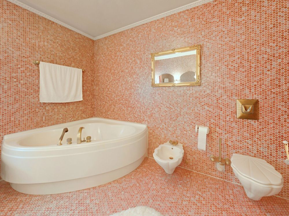 Hier werden Träume wahr - Großzügiges Traumhaus direkt am Rothsee!