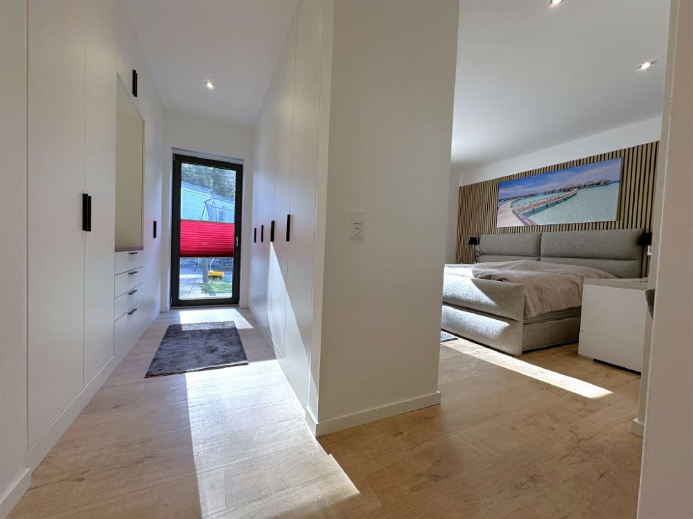 Schlafzimmer mit Ankleide