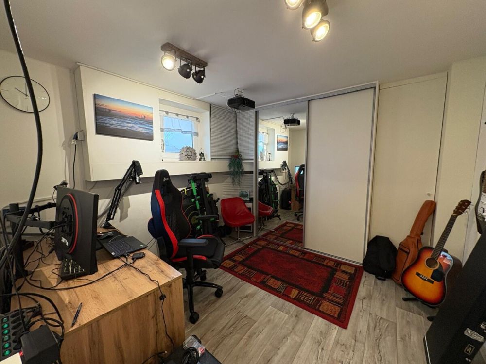 Moderne und gepflegte Split-Level-Wohnung in Bensberg