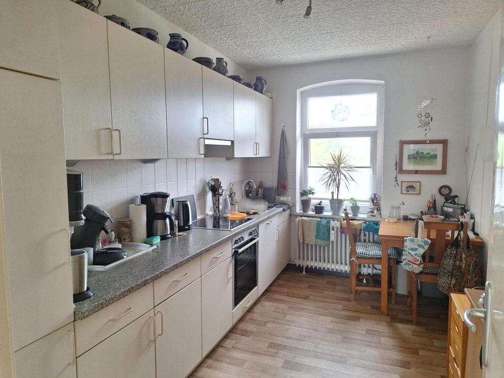 Mittlere Whg. oben rechts, helle Küche mit Essecke