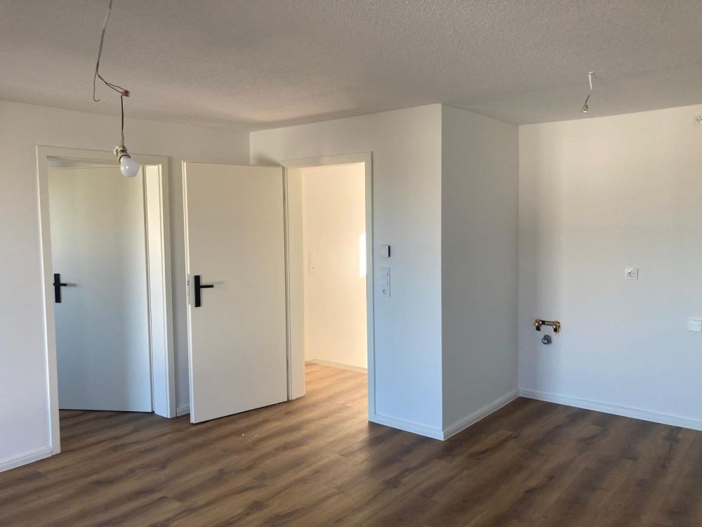 Kernsaniertes Reihenendhaus mit zwei separaten Wohneinheiten am Ellenberger Forst