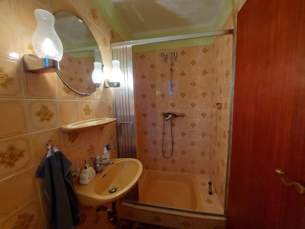 Duschbad, Ansicht 2