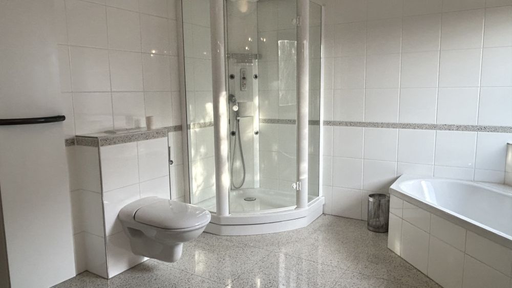 EG: Gäste- oder Kinderbad