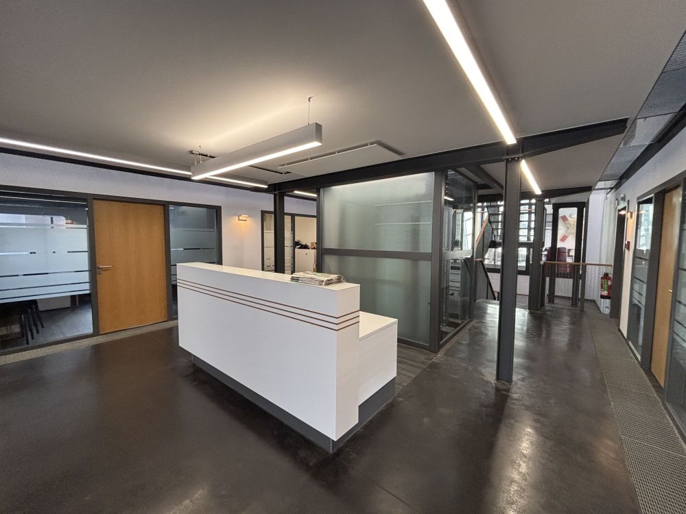 *EINZIGARTIG & MODERN*
geräumige Mietgewerbefläche direkt am Bahnhof von Rheine! (13)