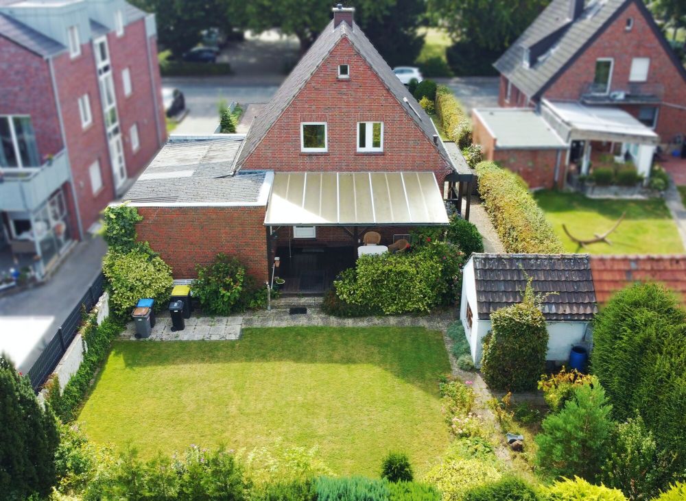 Gepflegtes Einfamilienhaus mit großzügigem Grundstück und Garage in sehr stadtnaher Lage von Rheine (13)