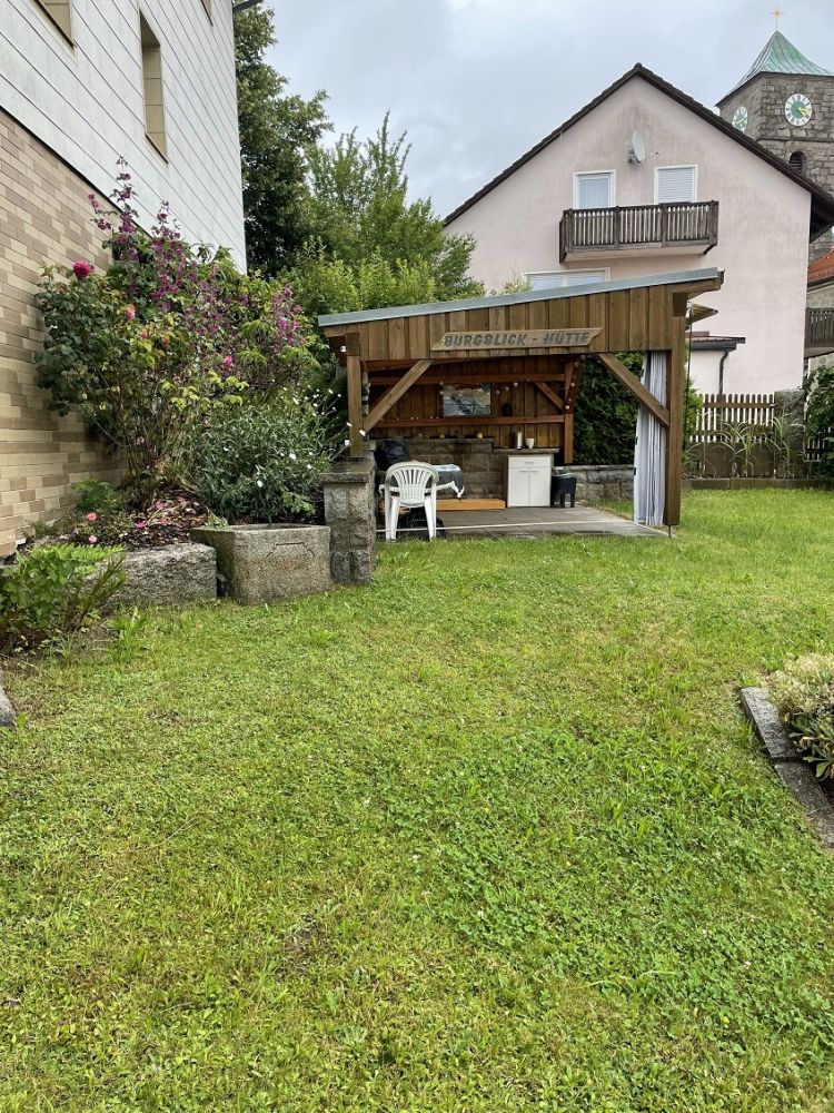 Zweifamilienwohnhaus im Herzen von Flossenbürg