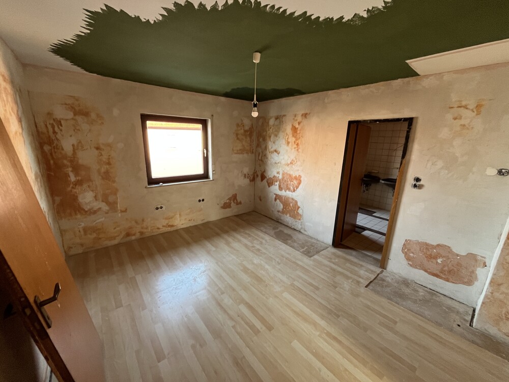 OG Schlafzimmer (linkes Gebäude)