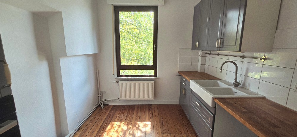 Haus & Loft, Nebengebäude & Hof, Arbeiten & Wohnen im einzigartigen Gebäudekomplex FfM Alt-Griesheim