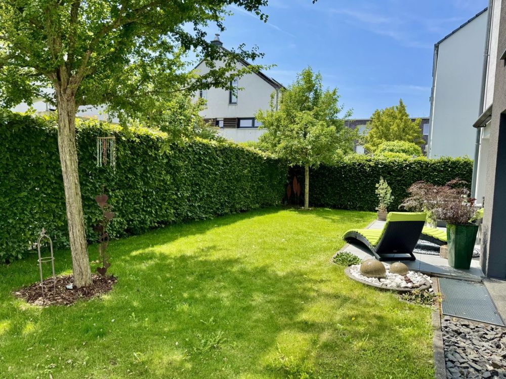 Exklusives Einfamilienhaus in erstklassiger Lage – 
stilvolles Wohnen auf höchstem Niveau