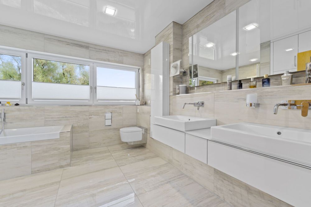 Einzigartiges Mehrgenerationenhaus inklusive traumhaftem Wellnessbereich auf weitläufigem Grundstück