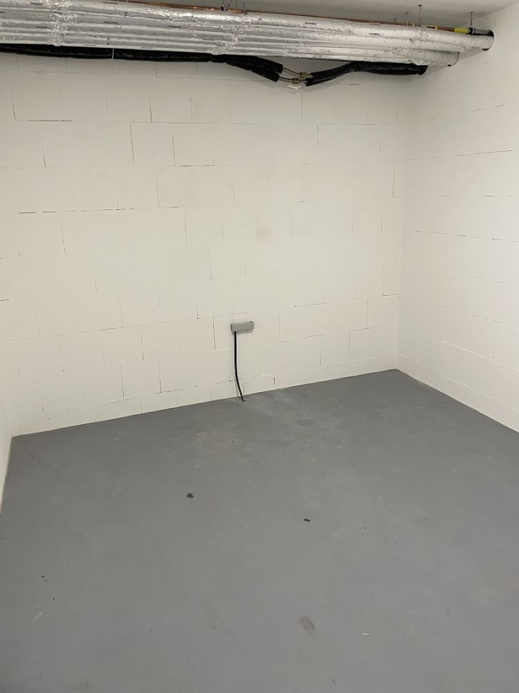 Neuwertige barrierefreie Eigentumswohnung in kleiner Wohnanlage - sofort beziehbar