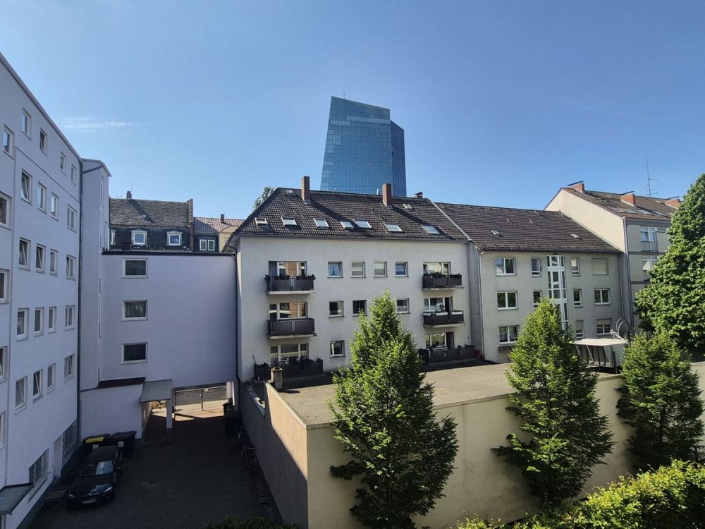 Stilvoll leben im Frankfurter Ostend – moderne 3-Zimmerwohnung mit Balkon, Fahrstuhl und Tiefgarage