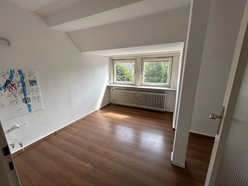 Liebhaber aufgepasst!
*Herrschaftliches Zweifamilienhaus an der Piusallee* (13)