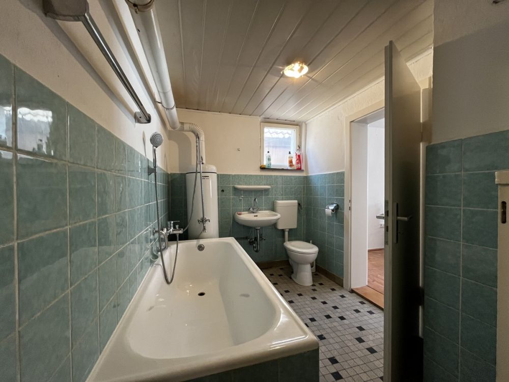 Wohnen in historischem Umfeld - mit etwas handwerklichem Geschick zum Eigenheim!