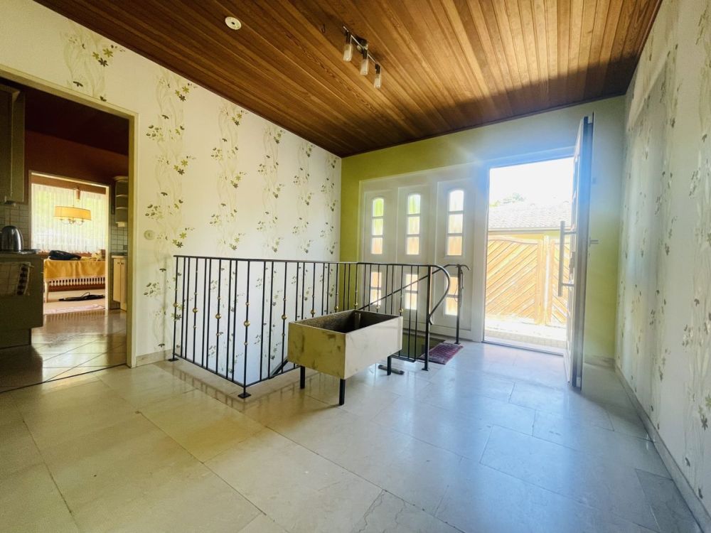 Freistehendes Einfamilienhaus                - Sprendlingen - Gute Lage