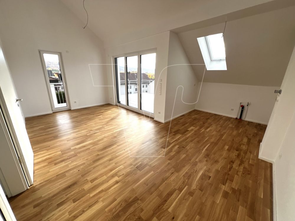 Sonnige 3 Zimmerwohnung mit großem Balkon