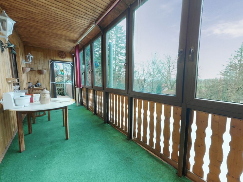 Genügend Platz für die ganze Familie - großzügige  Haus-im-Haus -Eigentumswohnung bei Bad Windsheim (14)