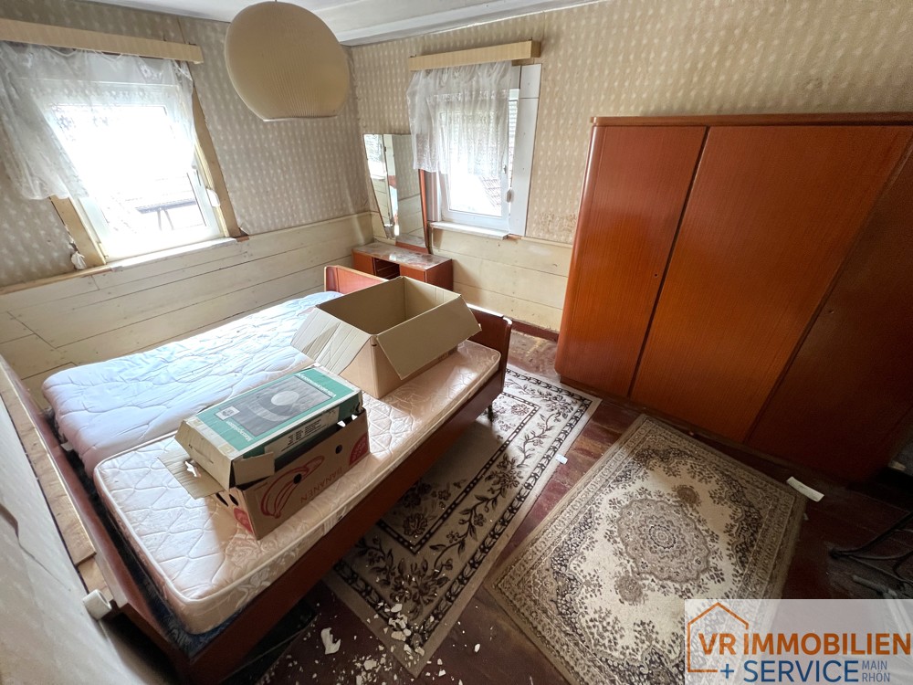 Ländliche Ruhe genießen – Doppelhaushälfte mit viel Platz in 98617 Helmershausen!