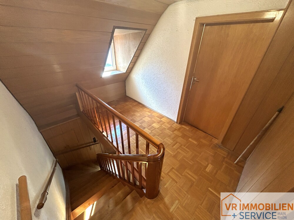 Mehr als nur vier Wände! - Einfamilienhaus mit Nebengebäude, Doppelgarage & Garten in 97618 Wollbach!