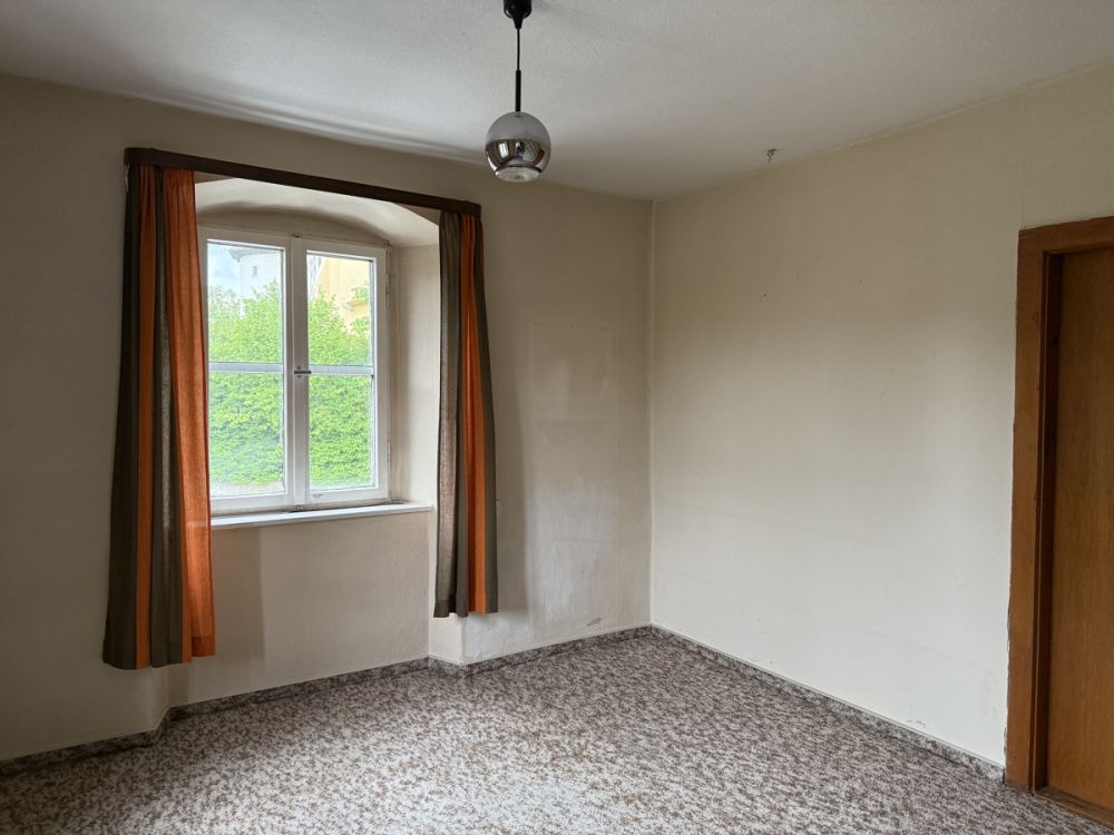 Individualisten aufgepasst – Historisches Anwesen mit vielfältigen Nutzungsmöglichkeiten in Thumsenreuth!