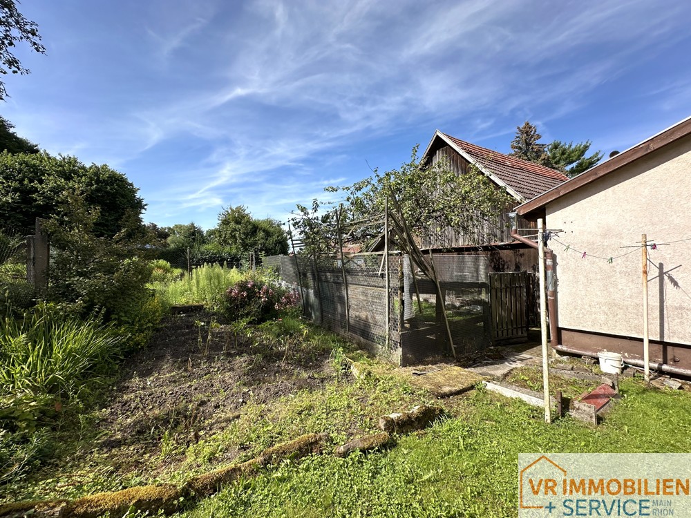 Gemütliche Doppelhaushälfte mit Scheune und Garten in 98617 Stepfershausen!