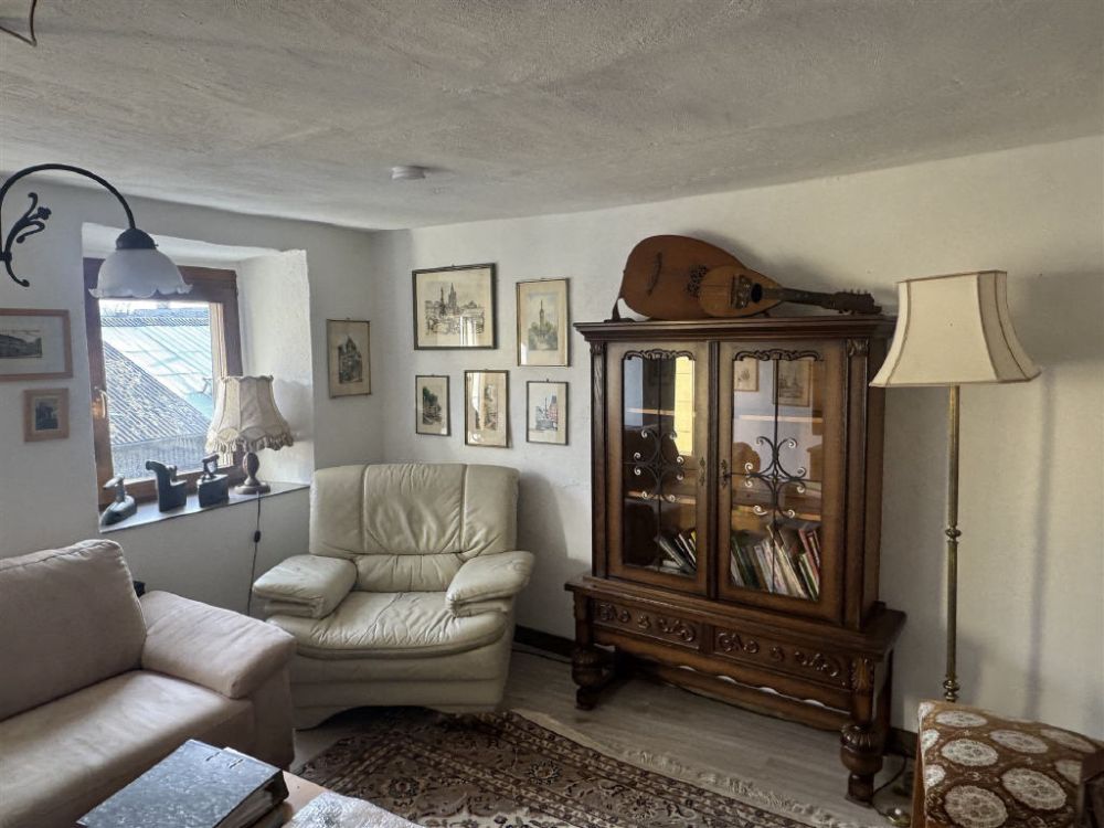 gemütliches renoviertes Bauernhaus - auf Wunsch  komplett oder teilmöbliert