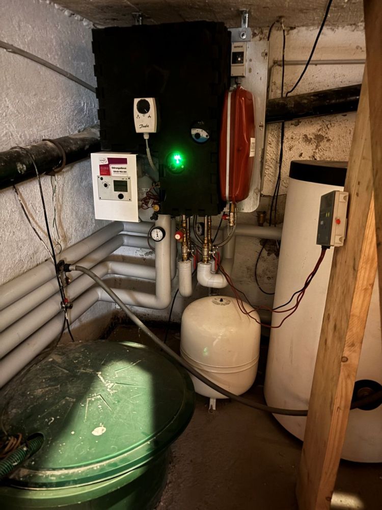 Hückelhoven Schaufenberg: modernisiertes Zechenhaus mit großem Garten, Garage, Pool, Lounge