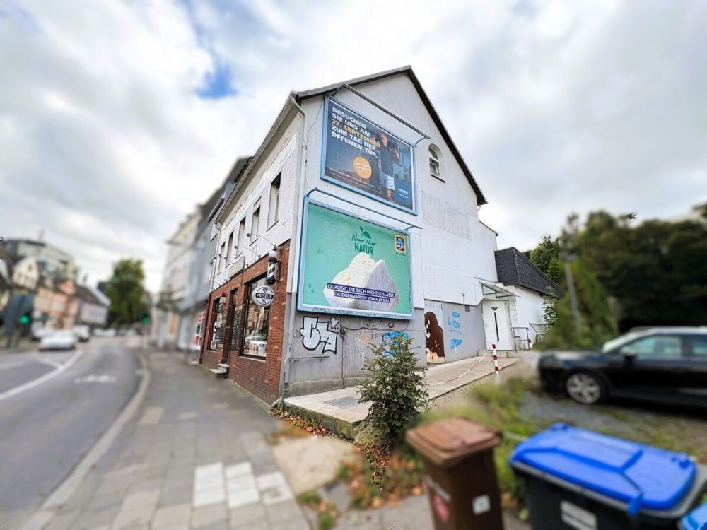 Wohn-/Geschäftshaus mit Erweiterungspotential in Bergisch Gladbach - Stadtmitte