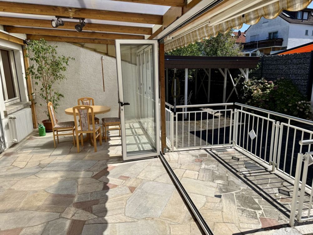 Ein- bis Zweifamilienhaus + Bauplatz