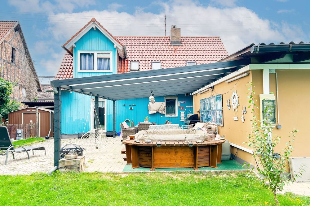 Platz für die ganze Familie – modernisiertes Einfamilienhaus mit Gartenparadies, Garage und Carport!