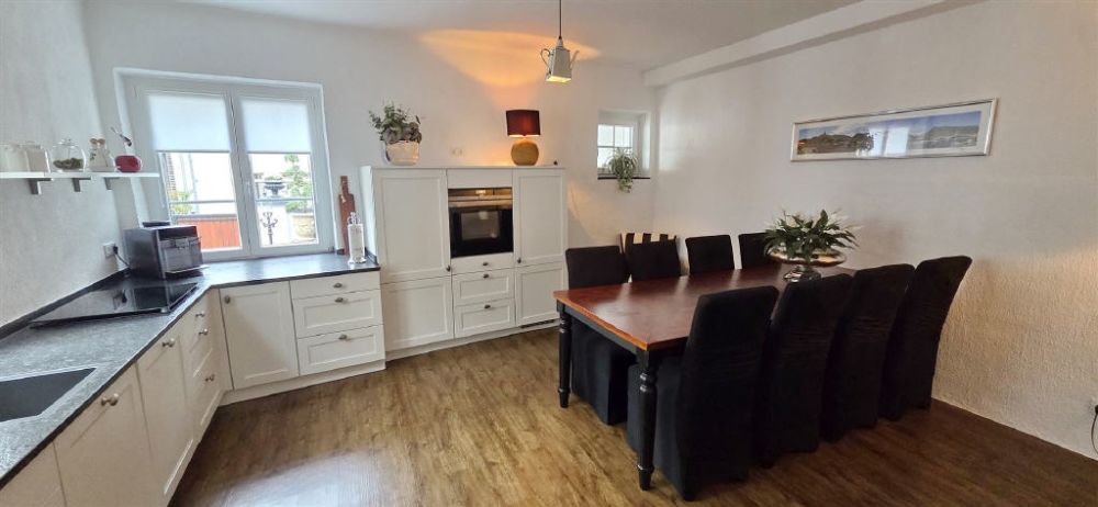 Ehemaliges  Weingut mit Charme! Hochwertig u. umfassend modernisiert!