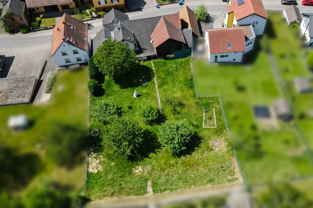 Haus, Scheune, viel Grundstück, Platz, Ruhe, Burgblick... Ist hier in Breuberg alles zu haben!