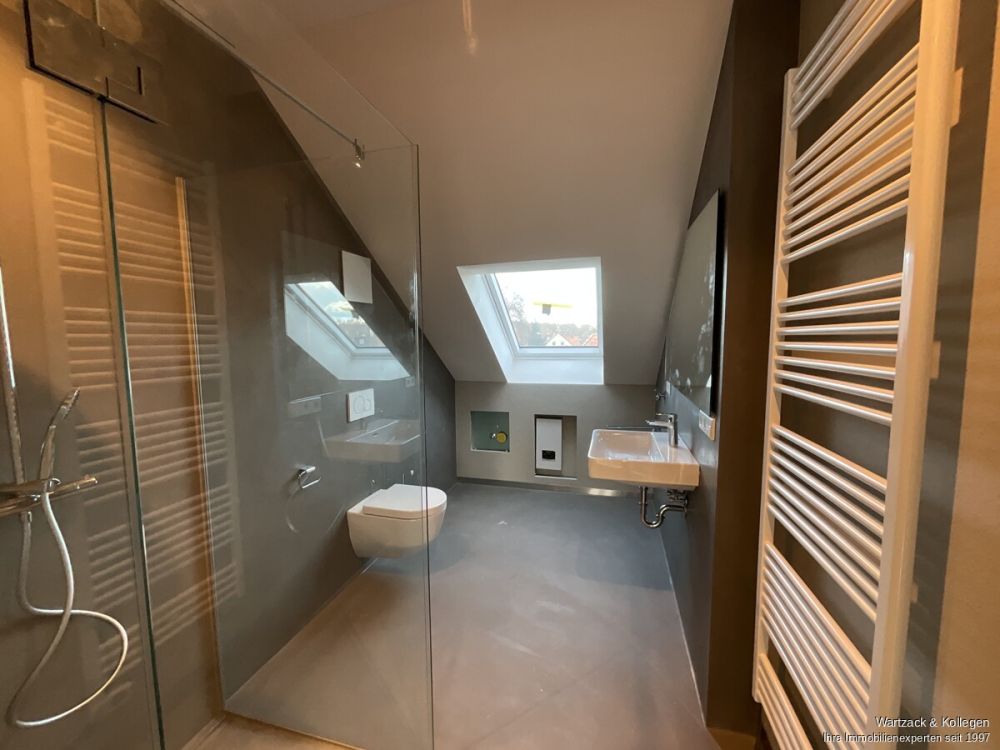 Neubau-Erstbezug: 
Wunderschöne, helle Dachterrassenwohnung 
in Schwabach-Penzendorf