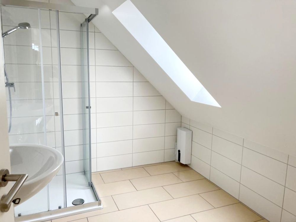 Zwei-/Dreifamilienhaus in Ortsrandlage von Kürten