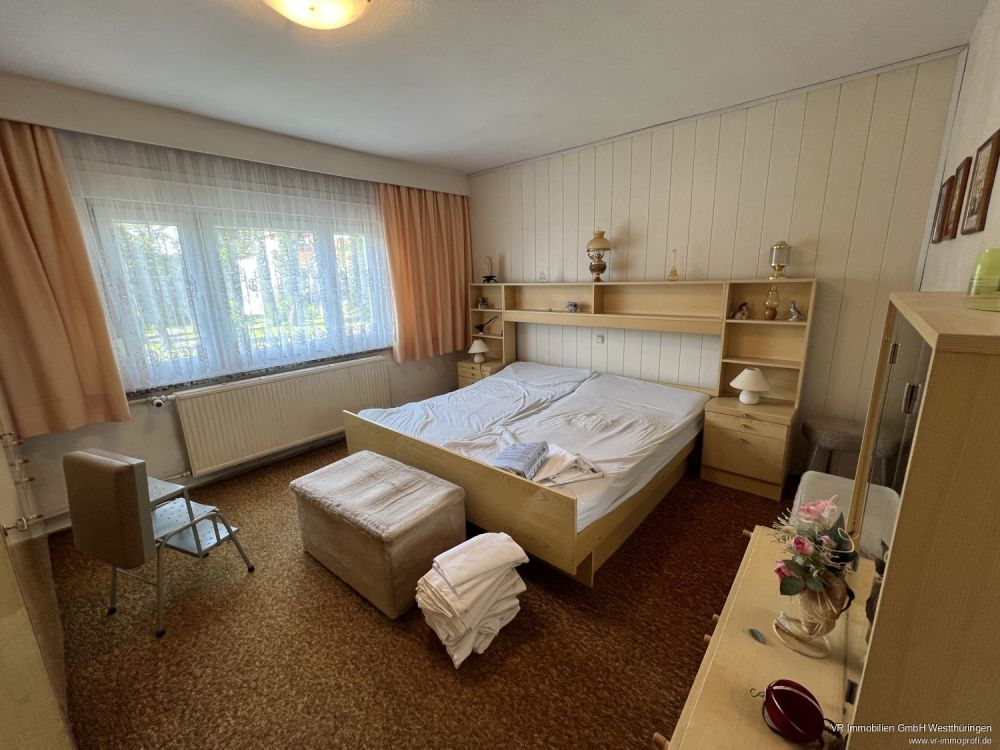 Großes Haus für kleines Geld im schönen Großvargula!