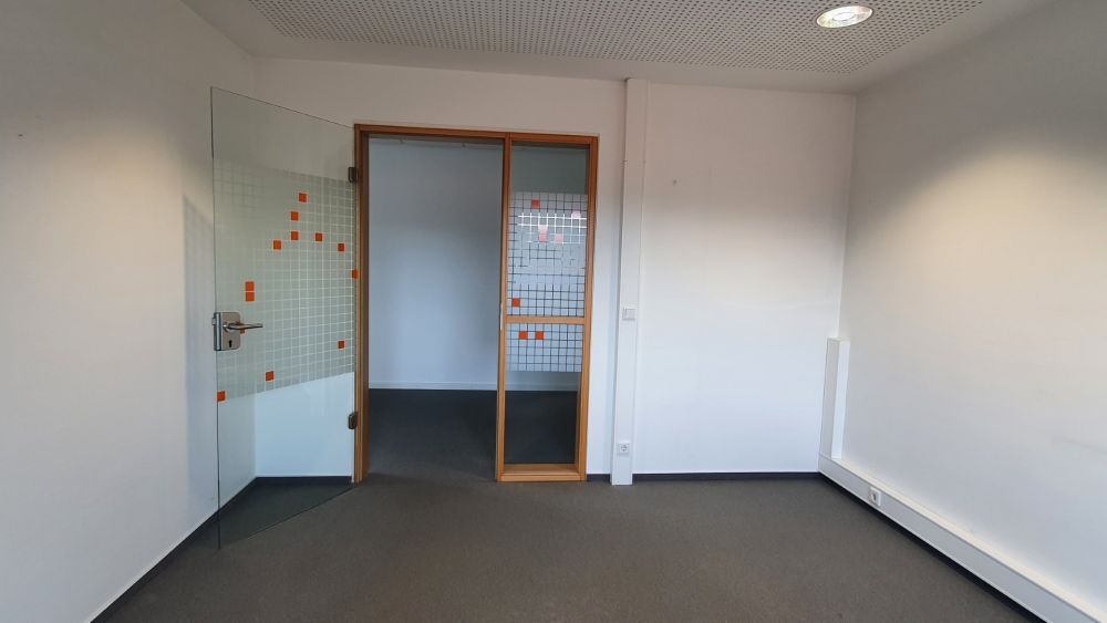 Helle Büroetage mit Dachterrasse