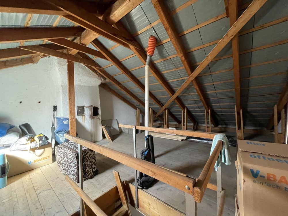 SMARTES MITTELHAUS FÜR DIE KLEINE FAMILIE