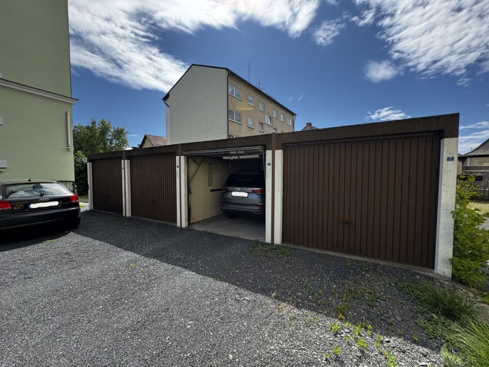 Attraktives Mehrfamilienhaus mit 11 Apartments und Top-Lage direkt am sanierten Bahnhof