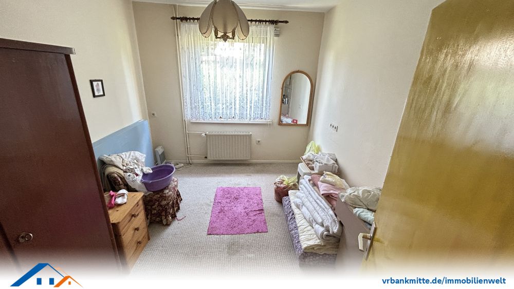 EG Zimmer (angrenzend an Schlafzimmer)