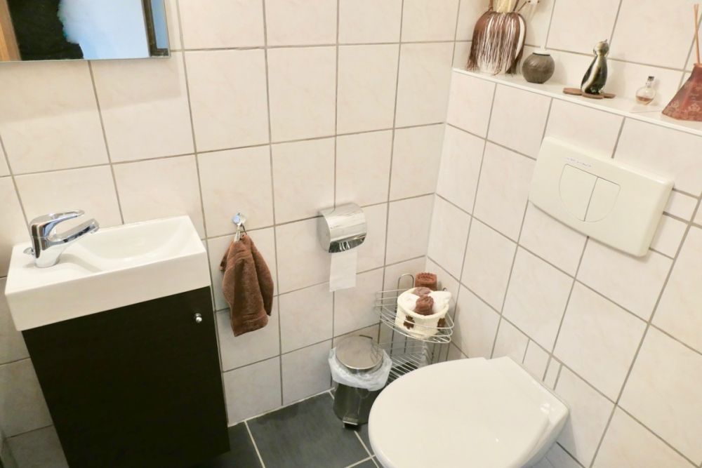 Charmantes Einfamilienhaus mit großem Garten
in ruhiger Lage von Babenhausen
- mit neuer Luftwärmepumpe -