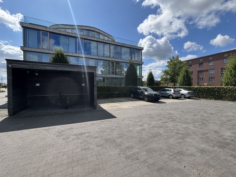 *EINZIGARTIG & MODERN*
geräumige Mietgewerbefläche direkt am Bahnhof von Rheine! (15)