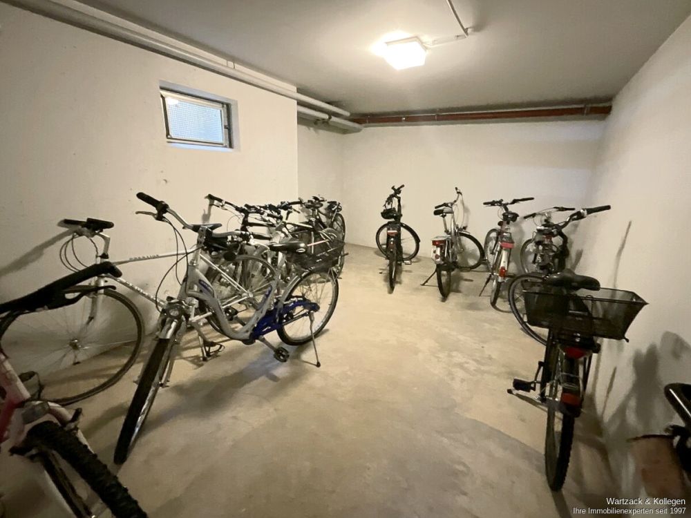 Abstellraum für die Fahrräder in der Tiefgarage